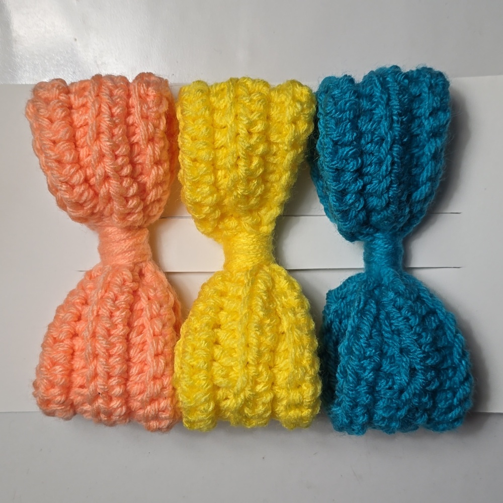 Crochet Bows, Bundle of 3 - Picture 1 of 1